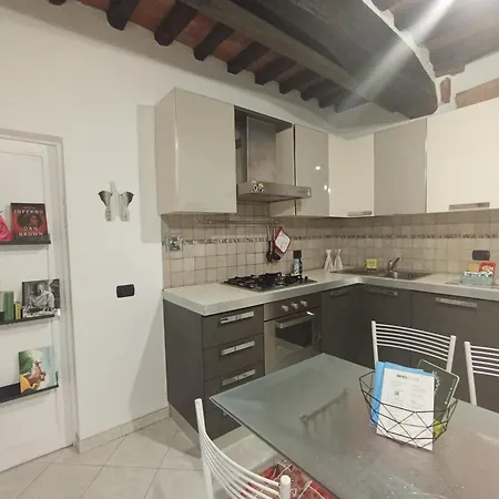 Sunrise Apartment *